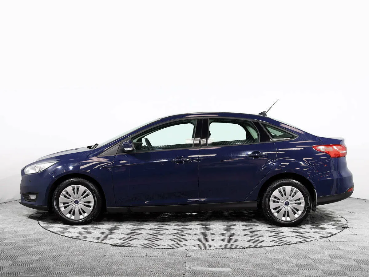 Ford Focus III Рестайлинг · Trend — фото 3