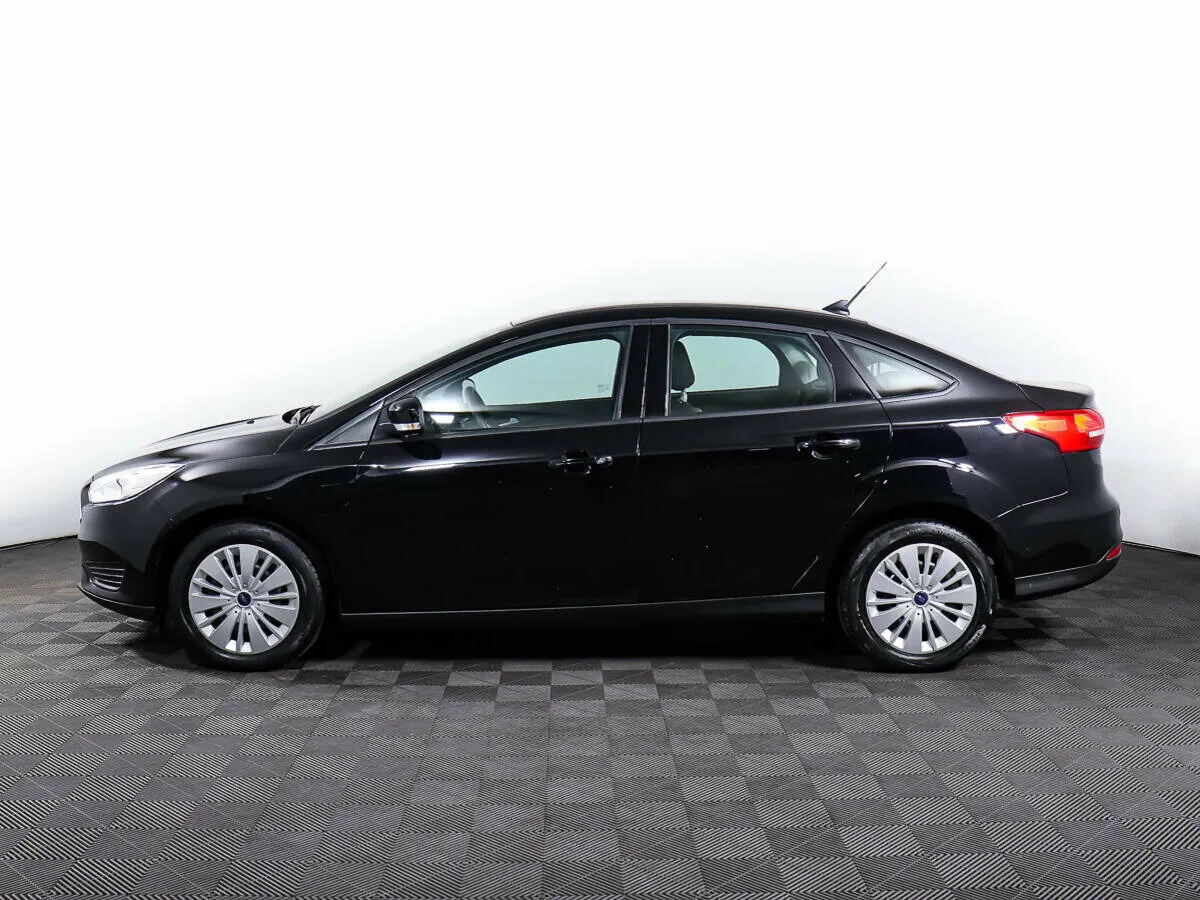 Ford Focus III Рестайлинг · Trend — фото 3