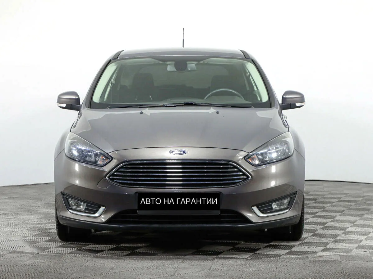 Ford Focus III Рестайлинг · White and Black — фото 2