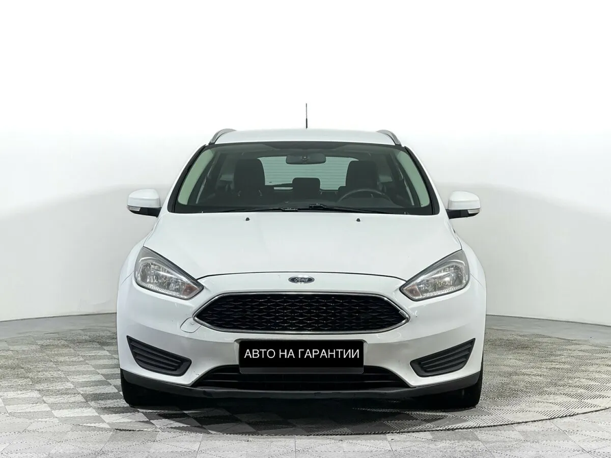 Ford Focus III Рестайлинг · Trend — фото 2