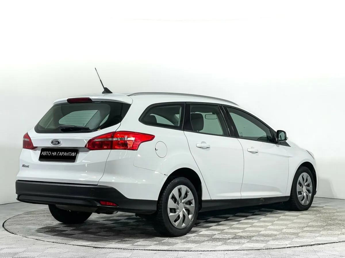 Ford Focus III Рестайлинг · Trend — фото 5
