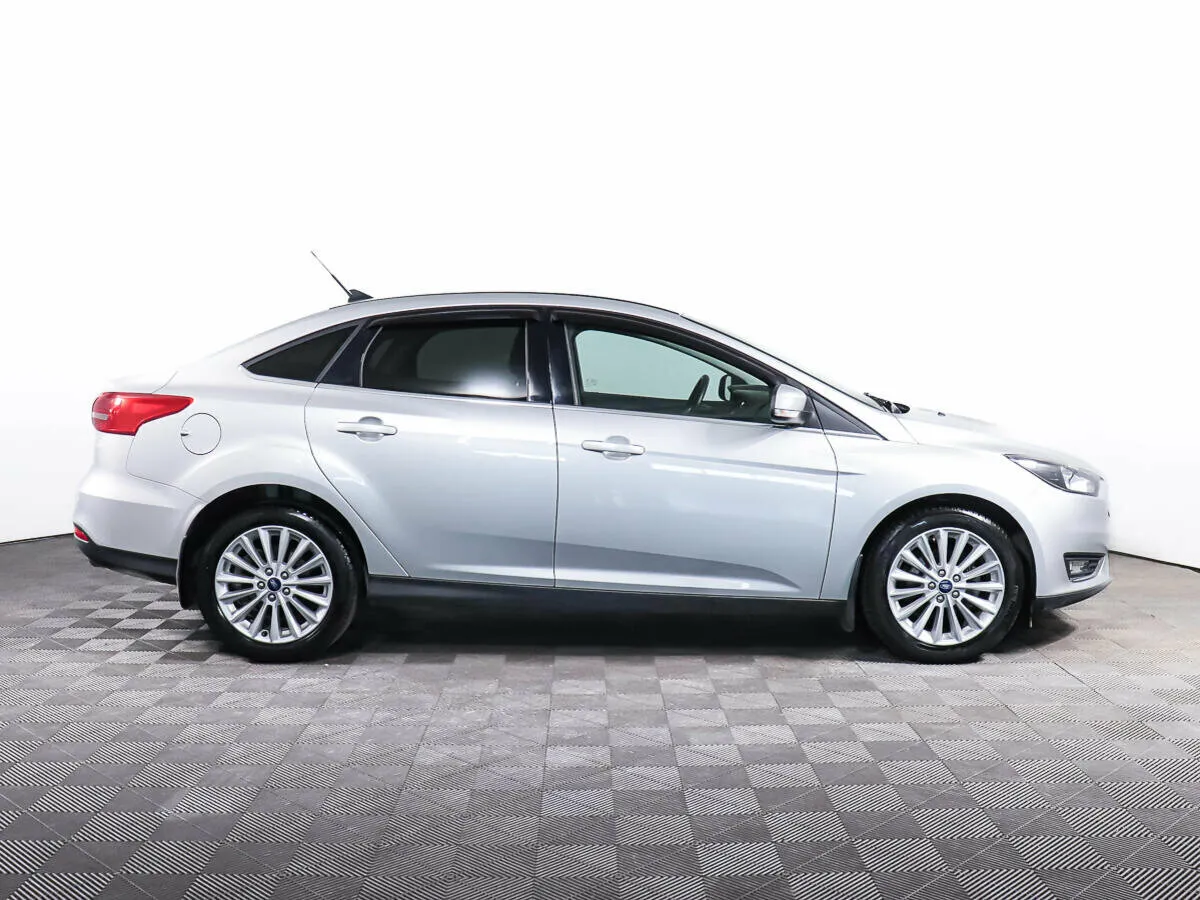 Ford Focus III Рестайлинг · Titanium — фото 4