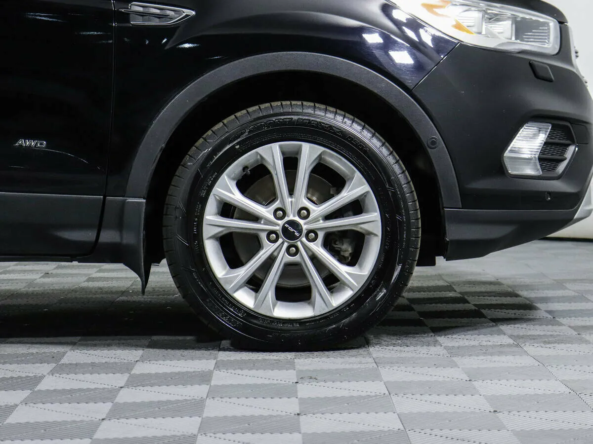 Ford Kuga II Рестайлинг · Platinum — фото 5