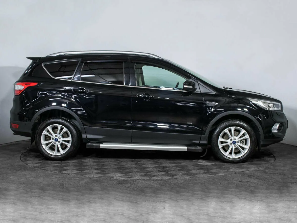 Ford Kuga II Рестайлинг · Titanium — фото 4