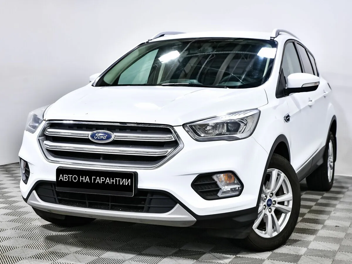Ford Kuga II Рестайлинг · Trend (2017)