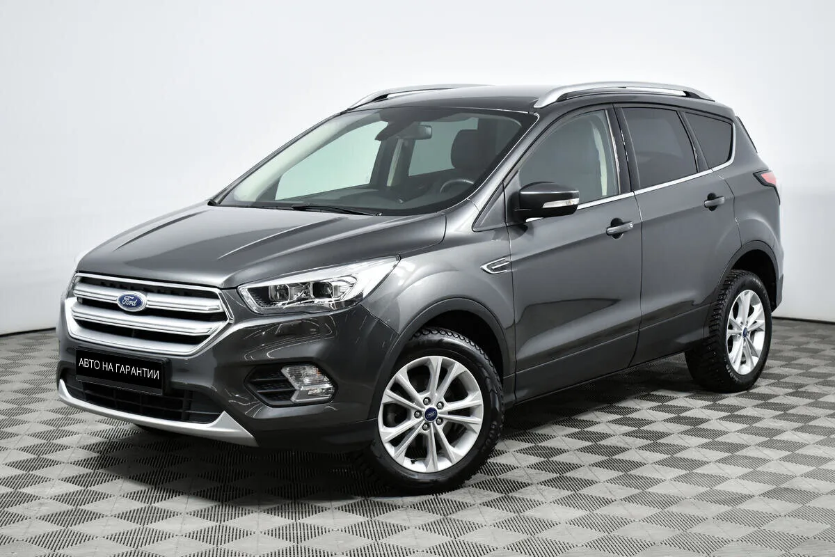 Ford Kuga II Рестайлинг · Trend (2017)