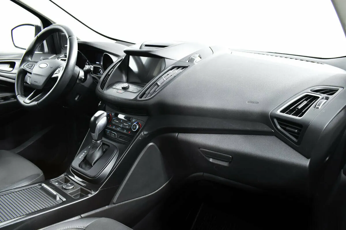 Ford Kuga II Рестайлинг · Trend (2017) — фото 5
