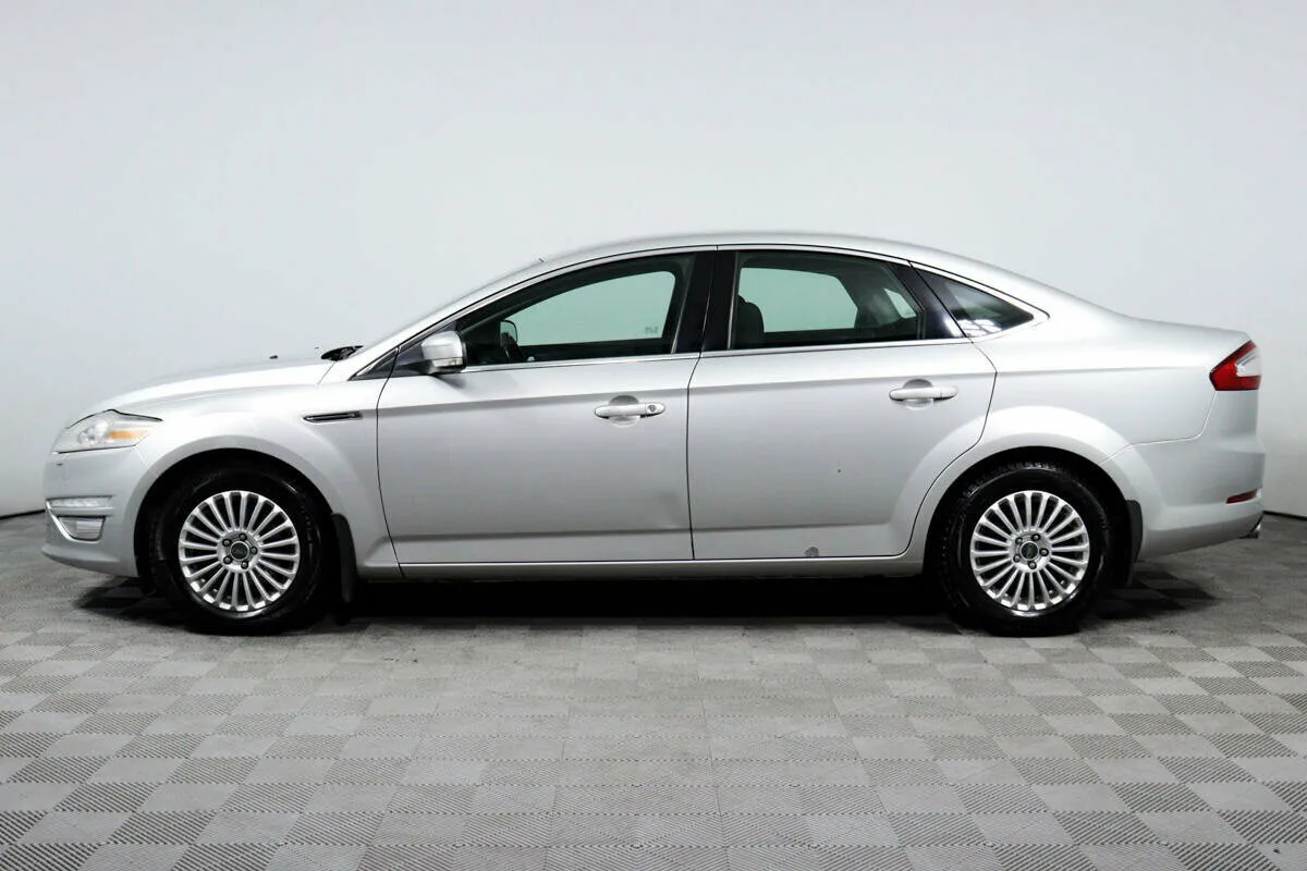 Ford Mondeo IV Рестайлинг · Ghia — фото 3
