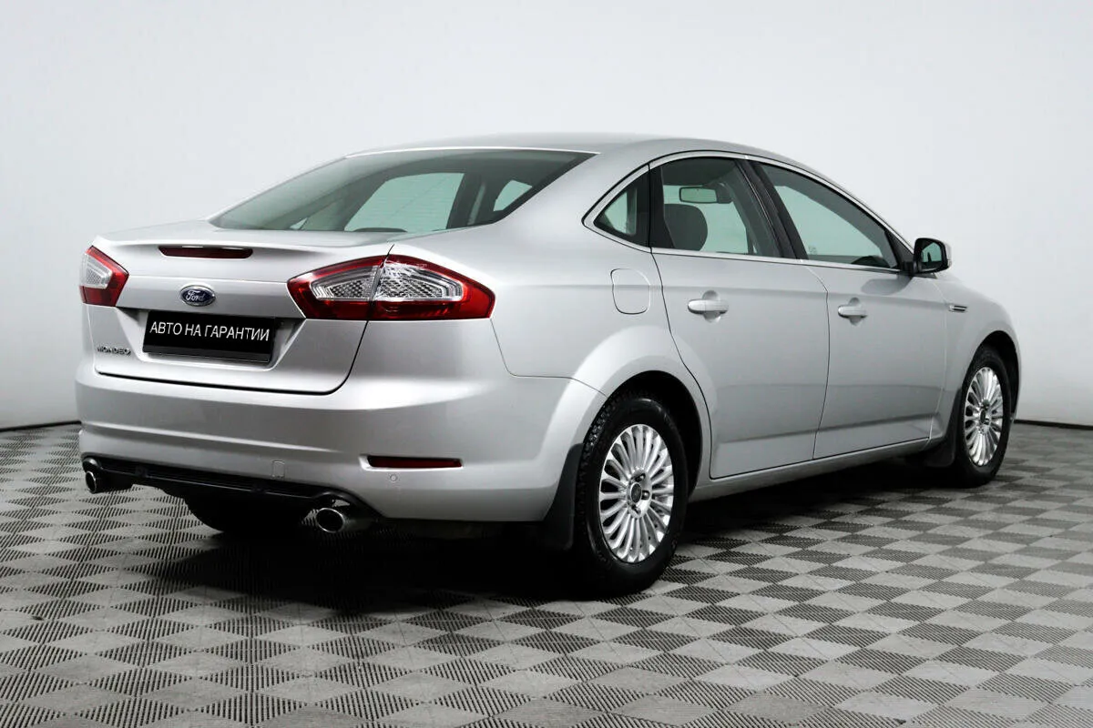 Ford Mondeo IV Рестайлинг · Ghia — фото 4