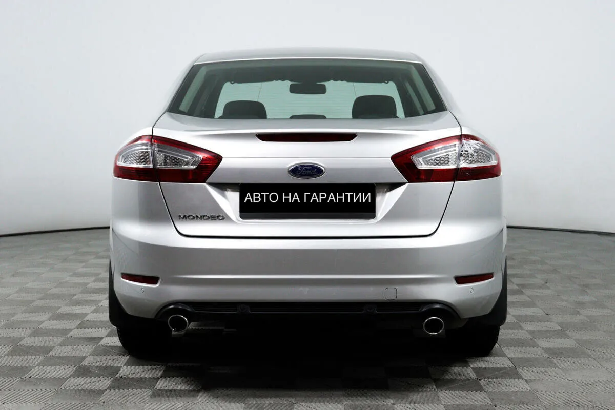 Ford Mondeo IV Рестайлинг · Ghia — фото 5