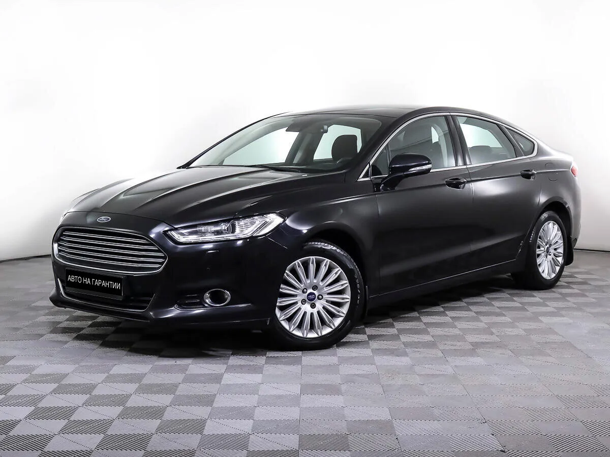 Ford Mondeo V · Ambiente
