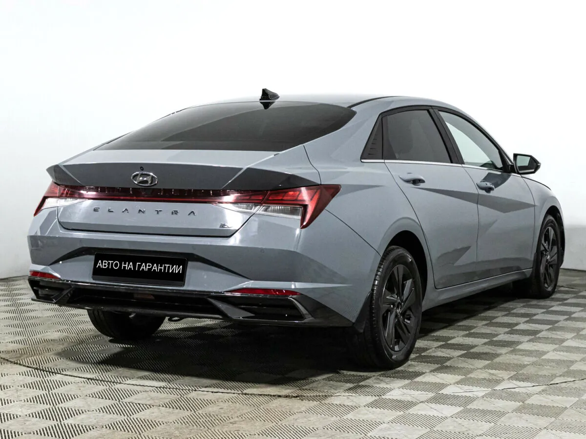 Hyundai Elantra VII (CN7) · Way — фото 3