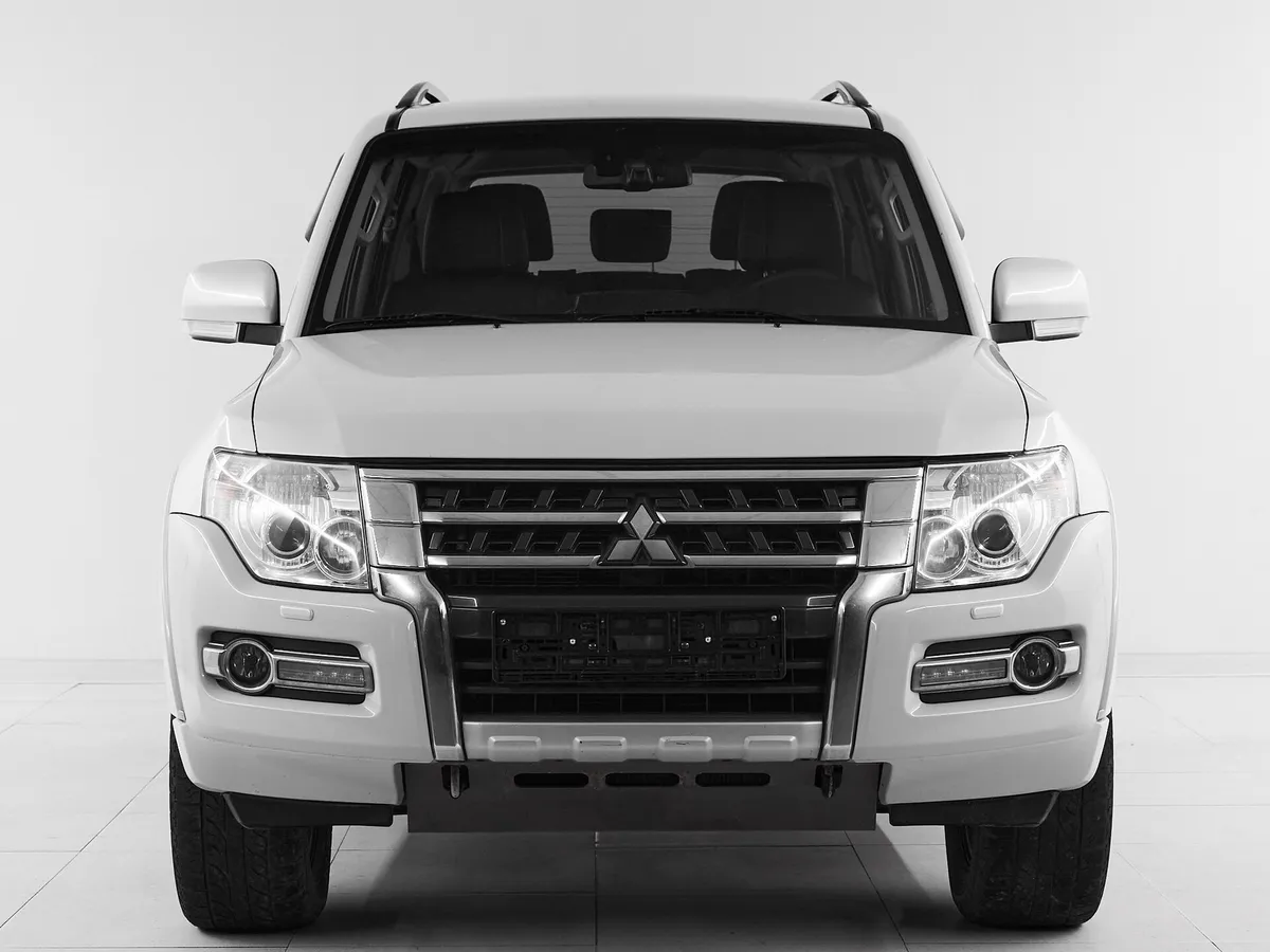Mitsubishi Pajero IV Рестайлинг 2 · Ultimate — фото 2