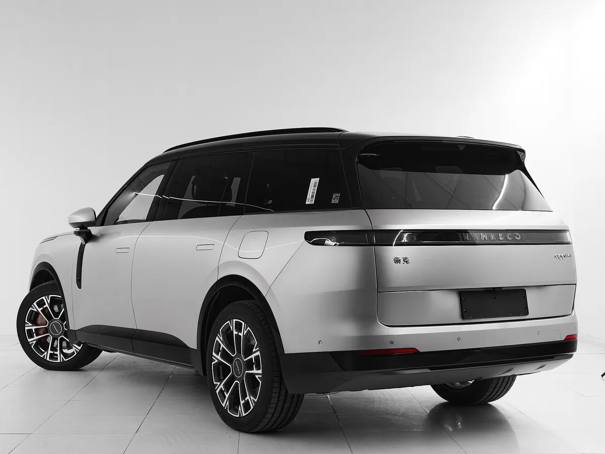 Lynk & Co 900 Ultra (6 seats) — фото 4