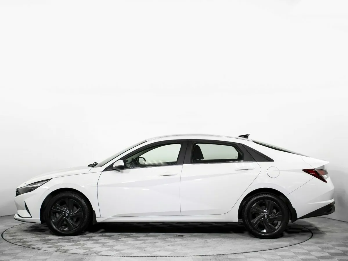 Hyundai Elantra VII (CN7) · Start — фото 3