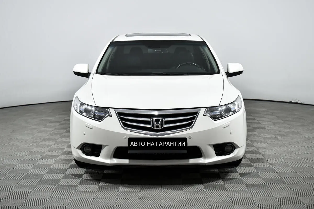 Honda Accord VIII Рестайлинг — фото 2