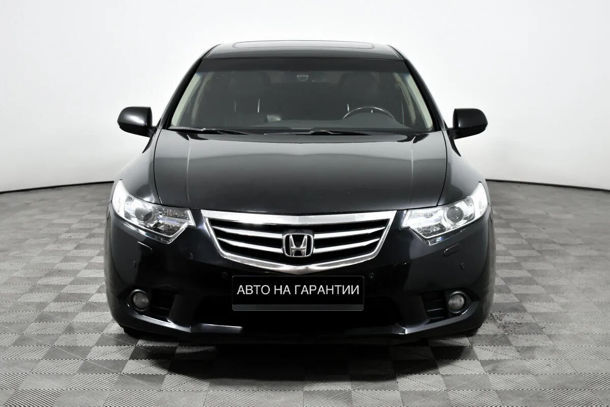 Honda Accord VIII Рестайлинг — фото 2