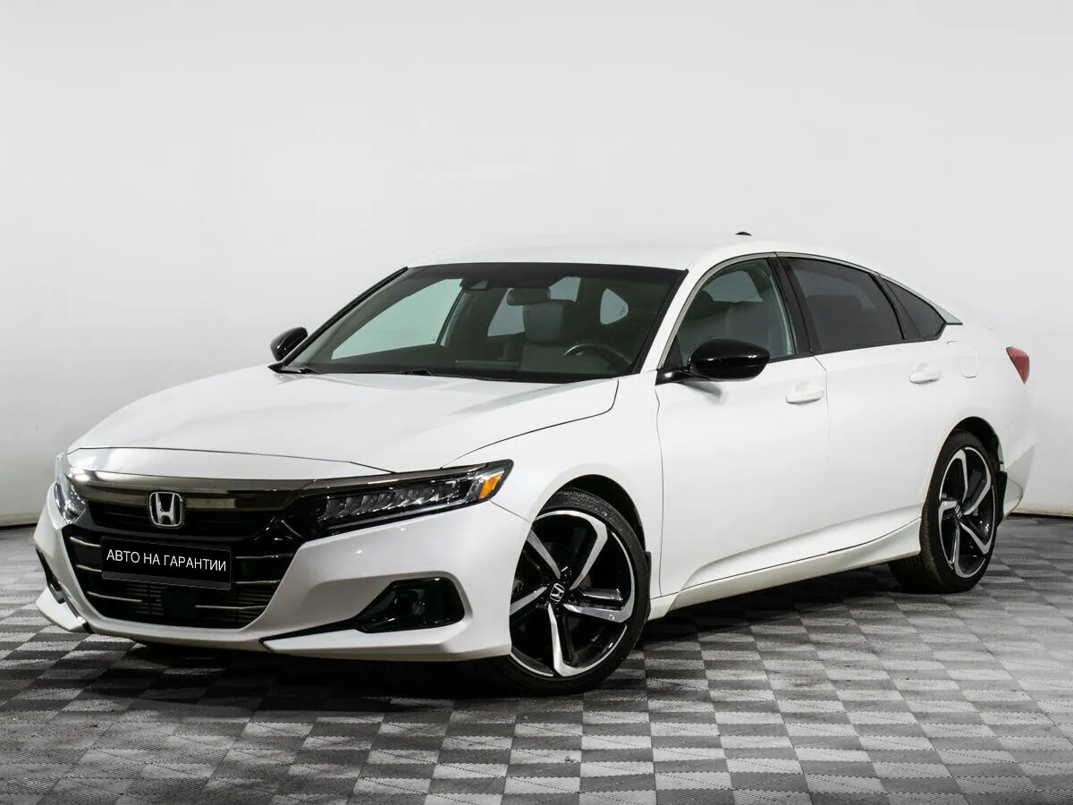 Honda Accord X Рестайлинг · Prestige