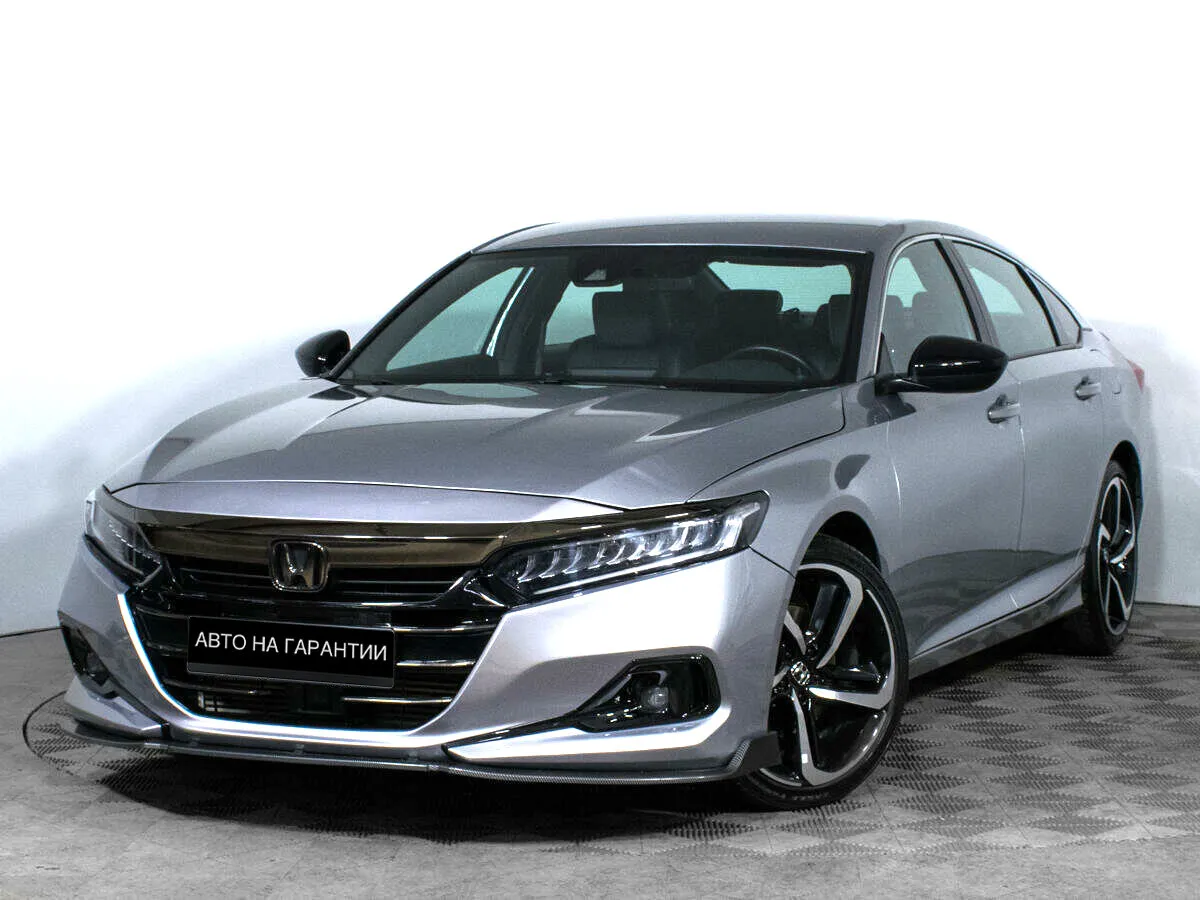 Honda Accord X Рестайлинг · Prestige