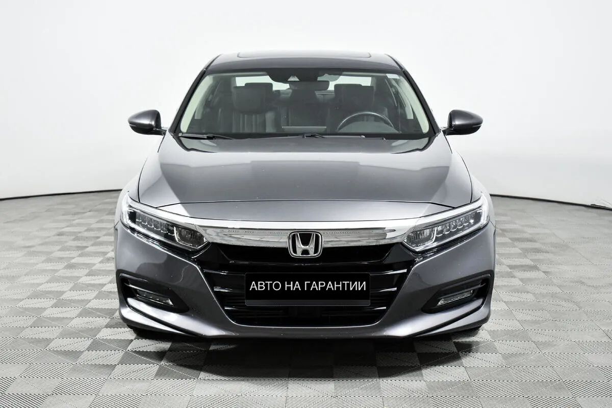 Honda Accord X — фото 2
