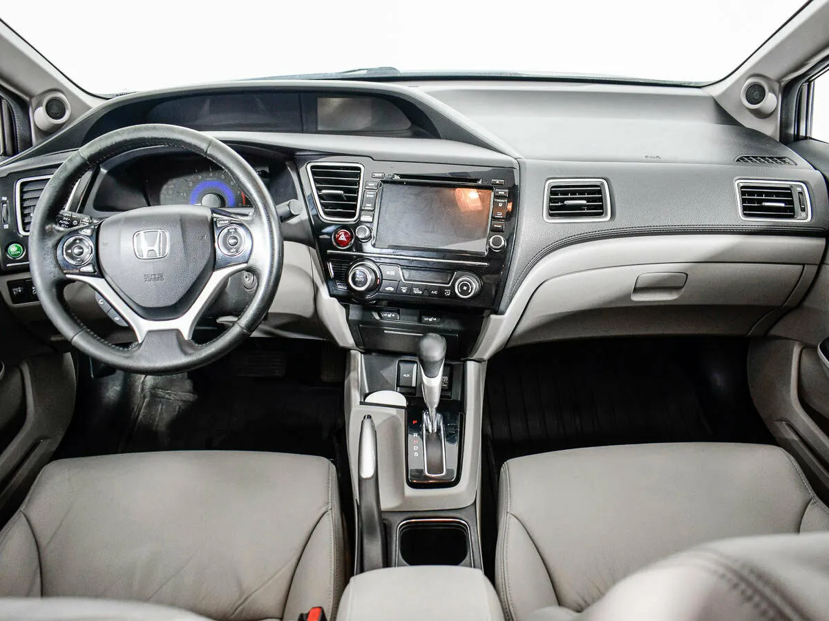 Honda Civic IX Рестайлинг · Lifestyle — фото 5
