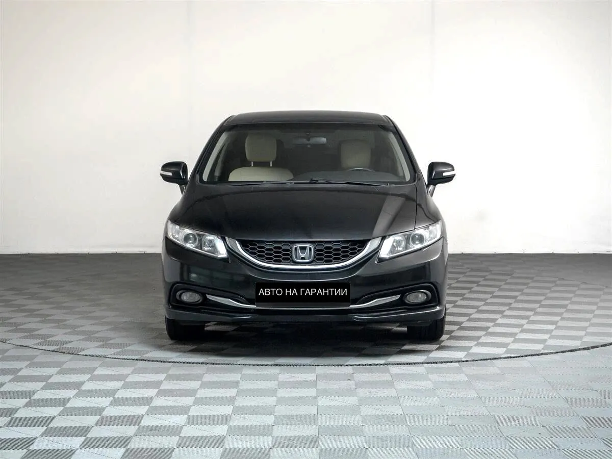 Honda Civic IX Рестайлинг · Lifestyle — фото 2