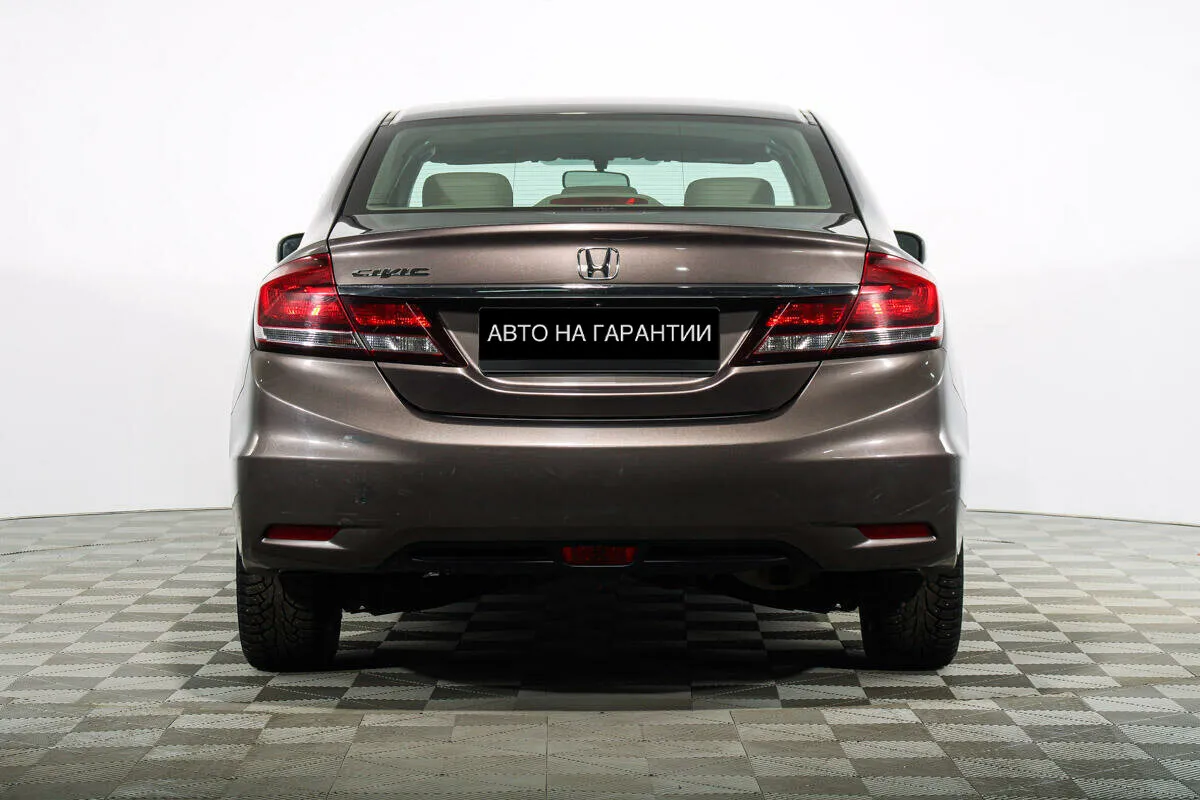 Honda Civic IX Рестайлинг · Lifestyle — фото 4