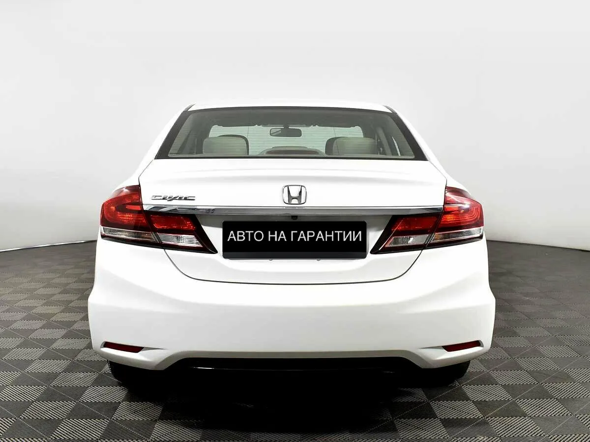 Honda Civic IX Рестайлинг · Lifestyle — фото 4