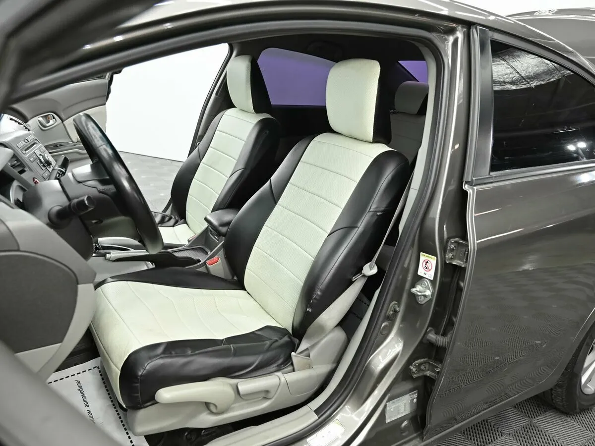 Honda Civic IX · Premium — фото 5