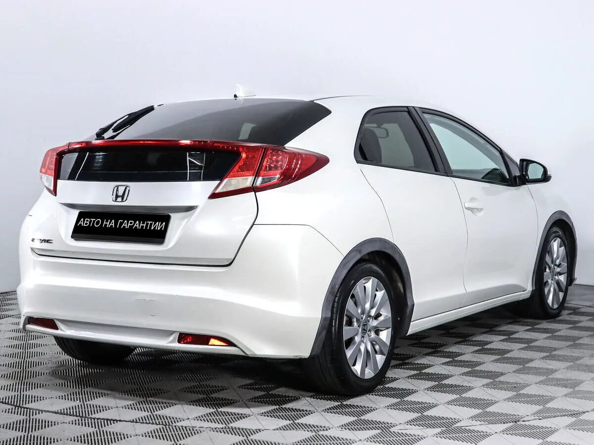 Honda Civic IX — фото 3