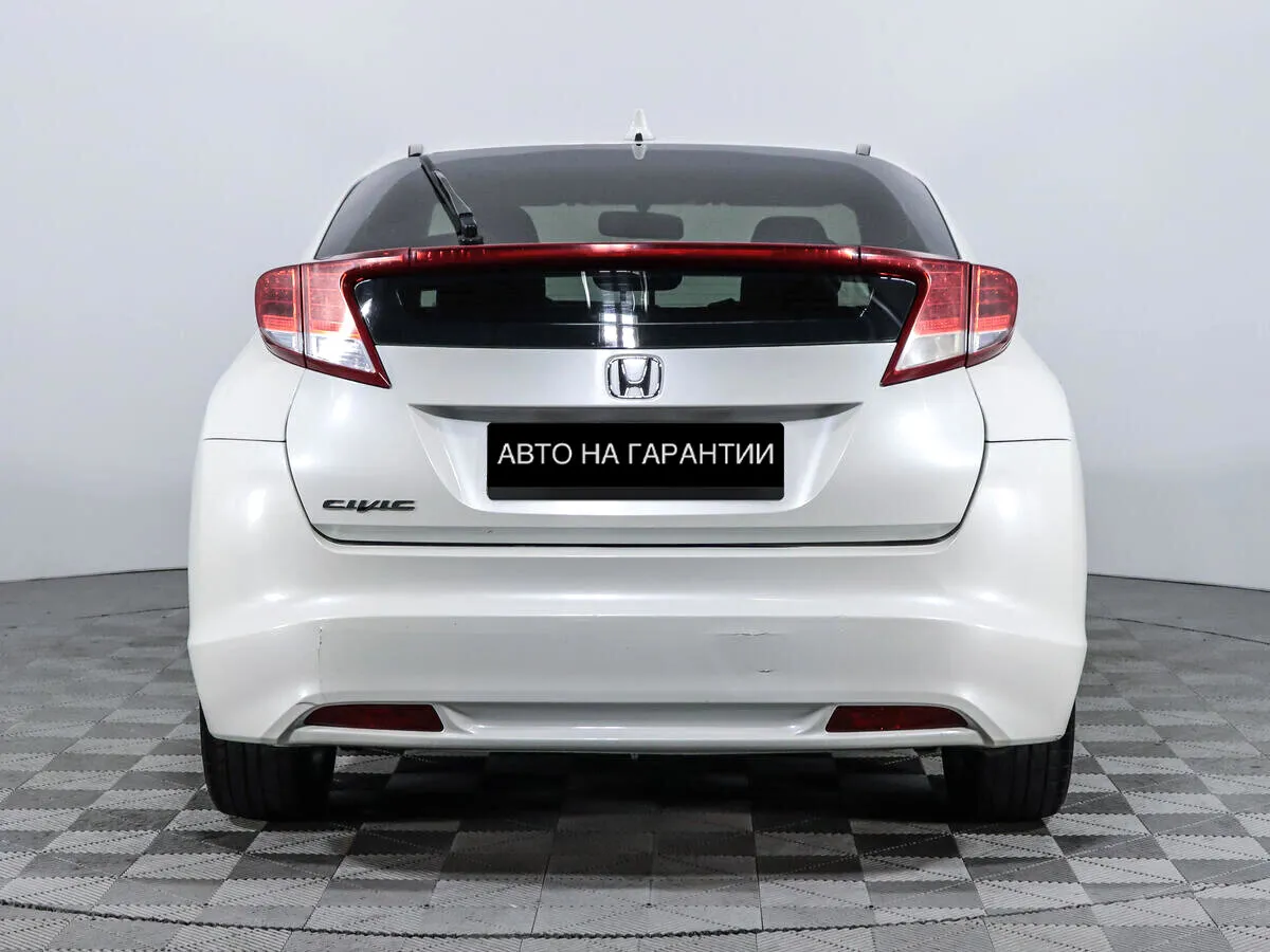 Honda Civic IX — фото 4