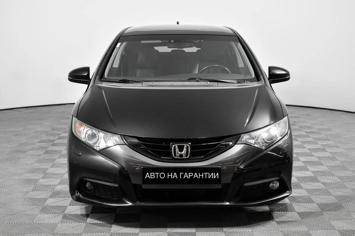 Honda Civic IX · Premium — фото 2