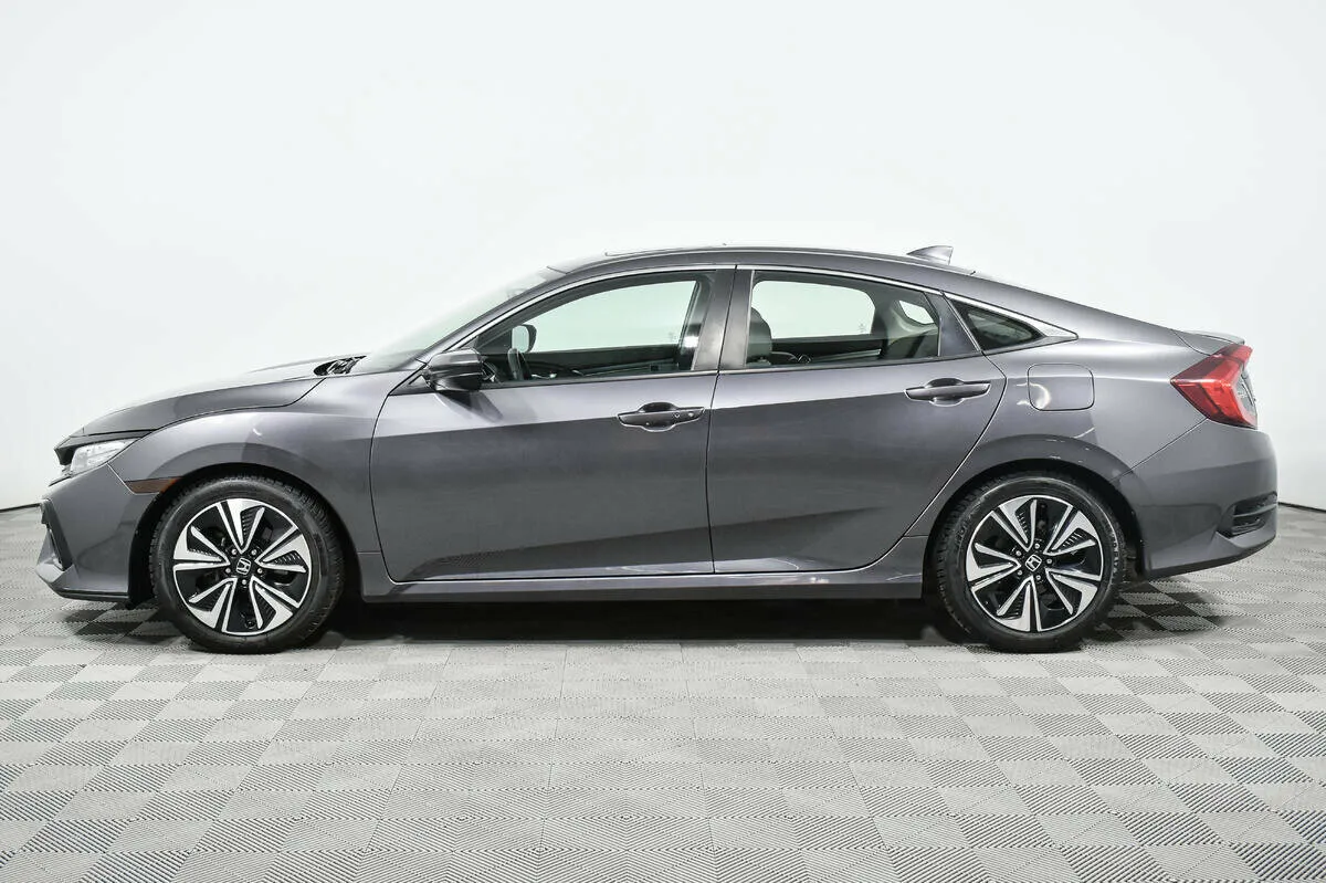 Honda Civic X — фото 3