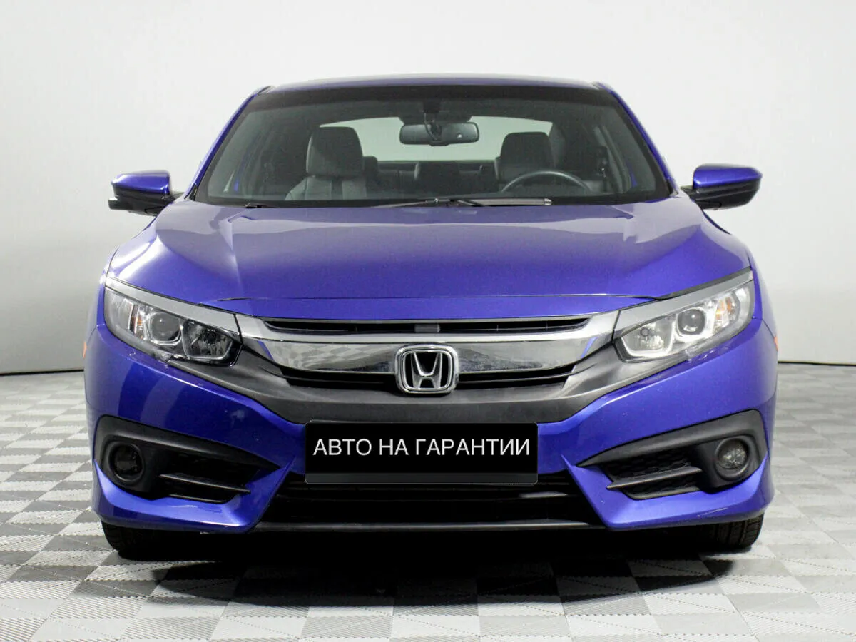 Honda Civic X — фото 2