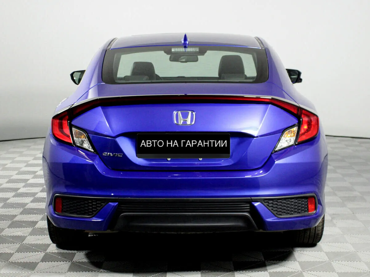 Honda Civic X — фото 4