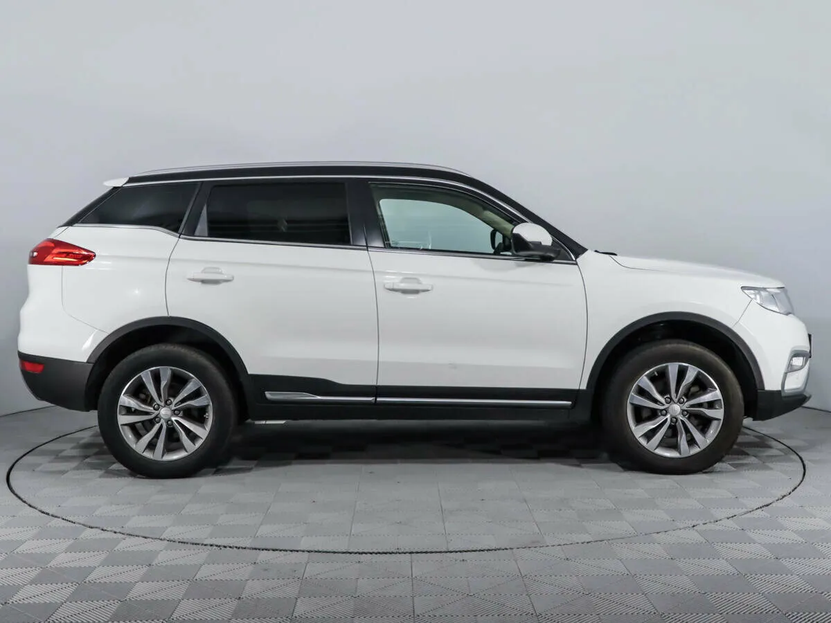 Geely Atlas I · Luxury LED — фото 4