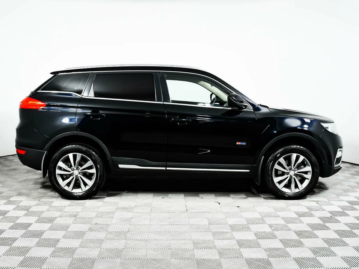 Geely Atlas I · Комфорт — фото 4