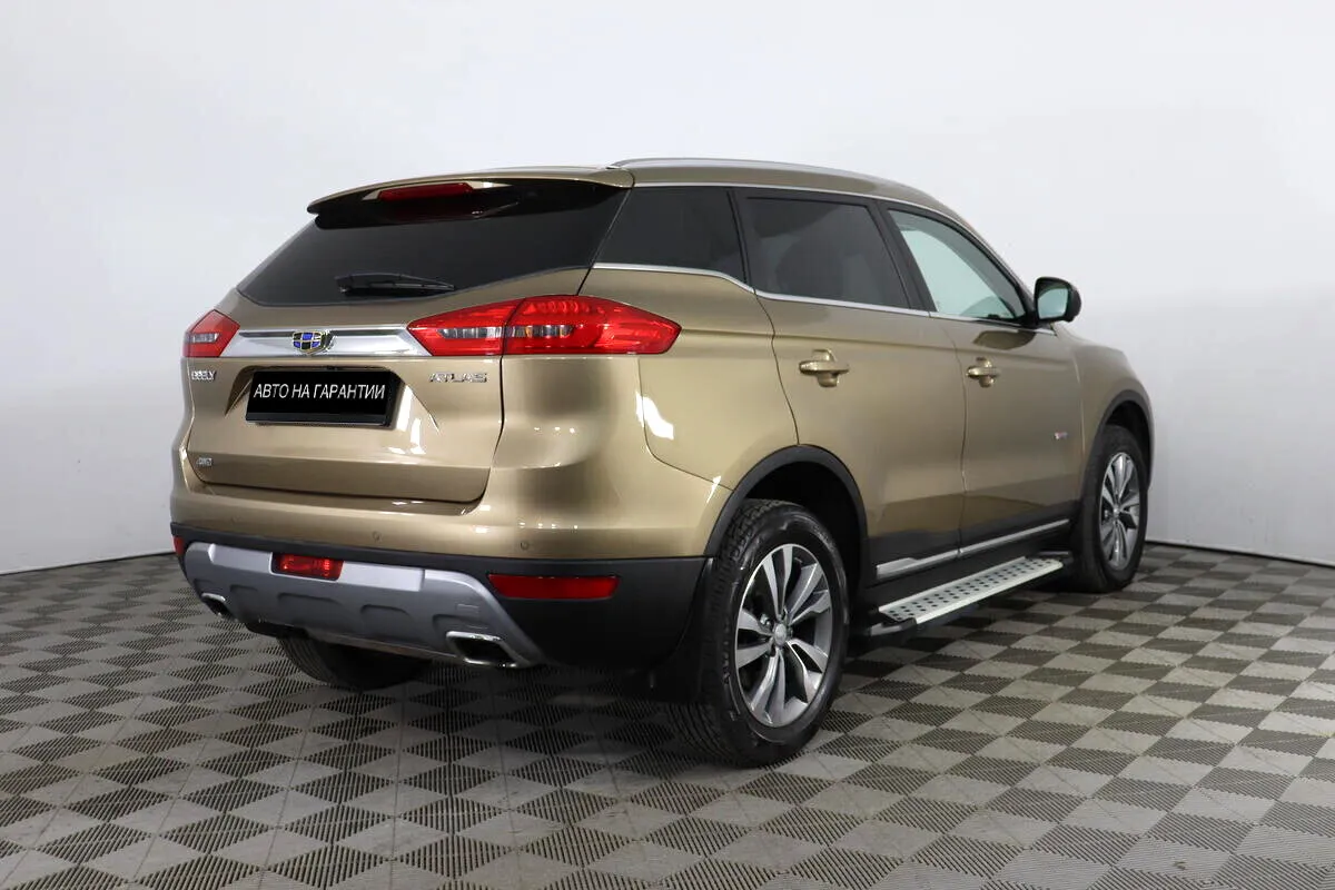 Geely Atlas I · Люкс + Yandex Auto — фото 3