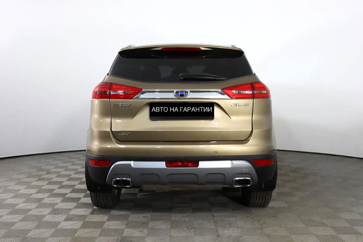 Geely Atlas I · Люкс + Yandex Auto — фото 4