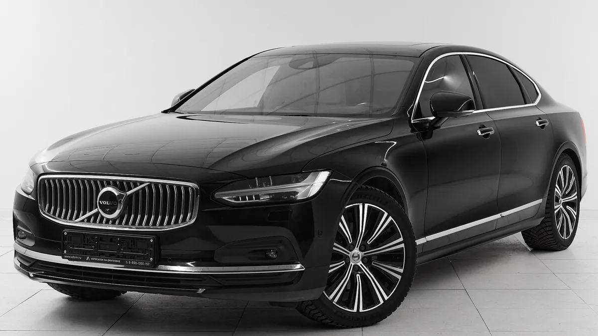 Volvo S90 II Рестайлинг · Momentum