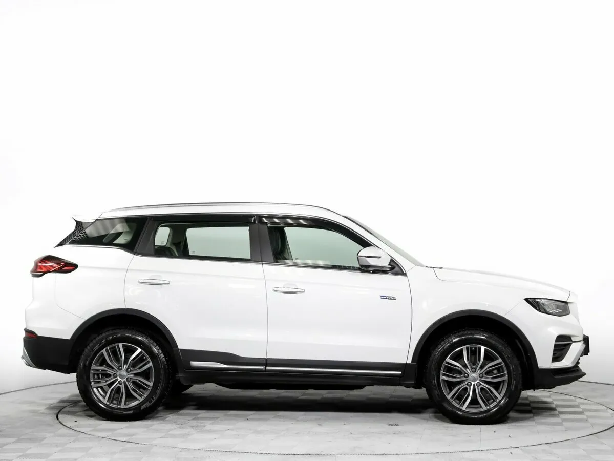 Geely Atlas Pro I · Luxury — фото 4