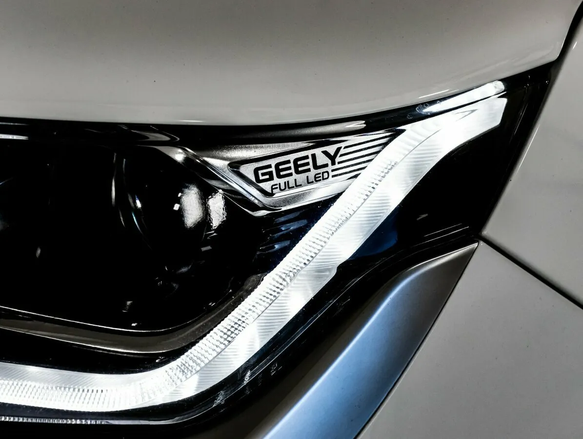 Geely Coolray I · Luxury — фото 5