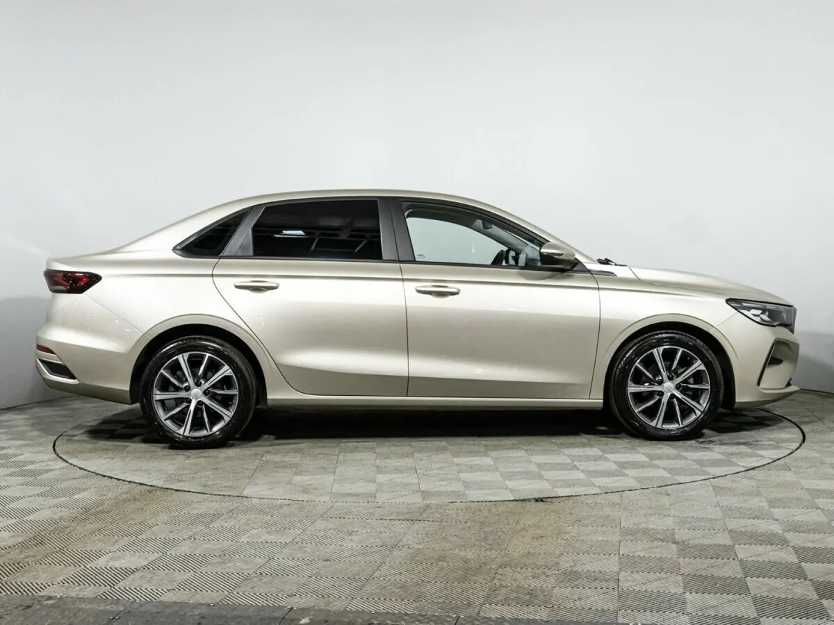 Geely Emgrand II · Flagship — фото 4