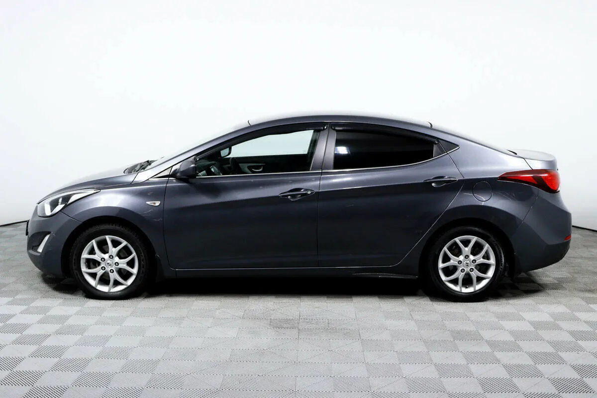 Hyundai Elantra V (MD) Рестайлинг · Base — фото 3