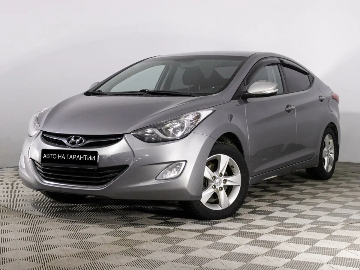Hyundai Elantra V (MD) · Comfort