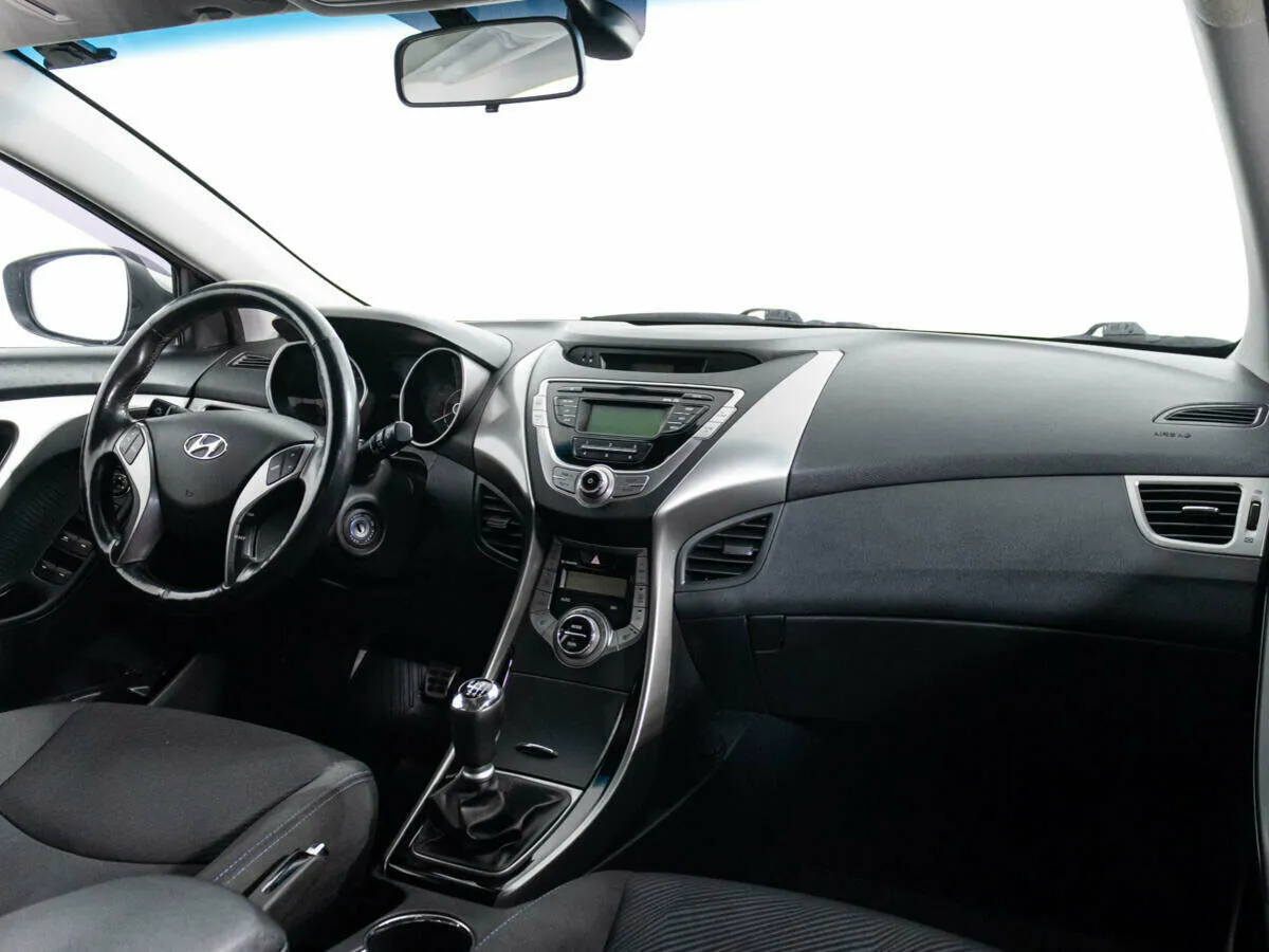 Hyundai Elantra V (MD) · Comfort — фото 5