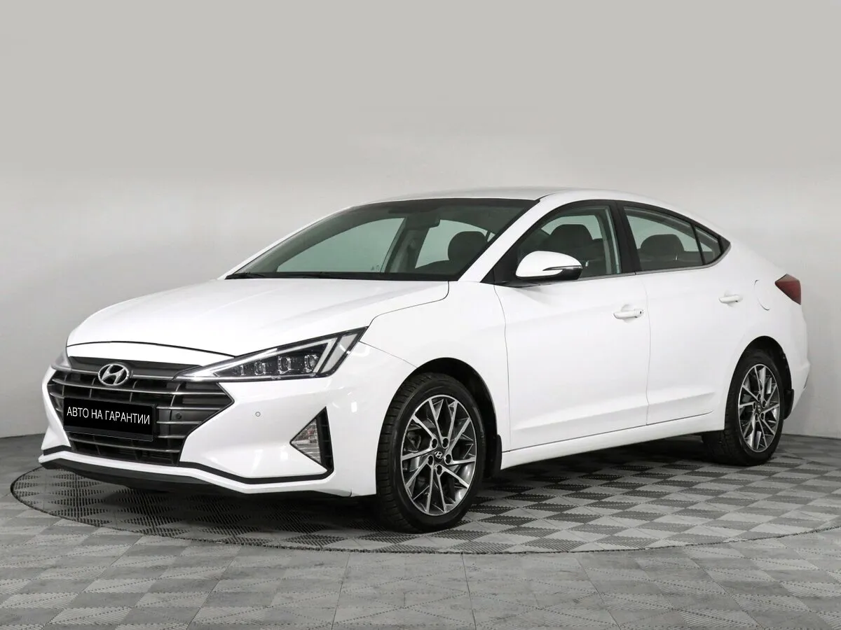 Hyundai Elantra VI (AD) · Active