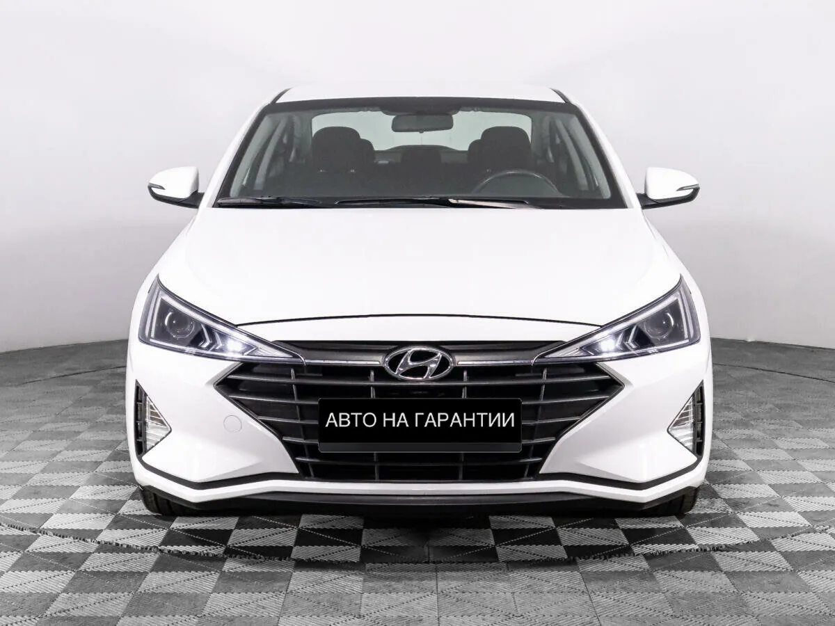 Hyundai Elantra VI (AD) Рестайлинг · Base — фото 2