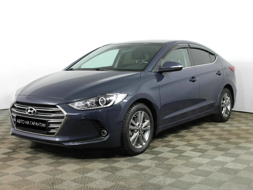 Hyundai Elantra VI (AD) · Active