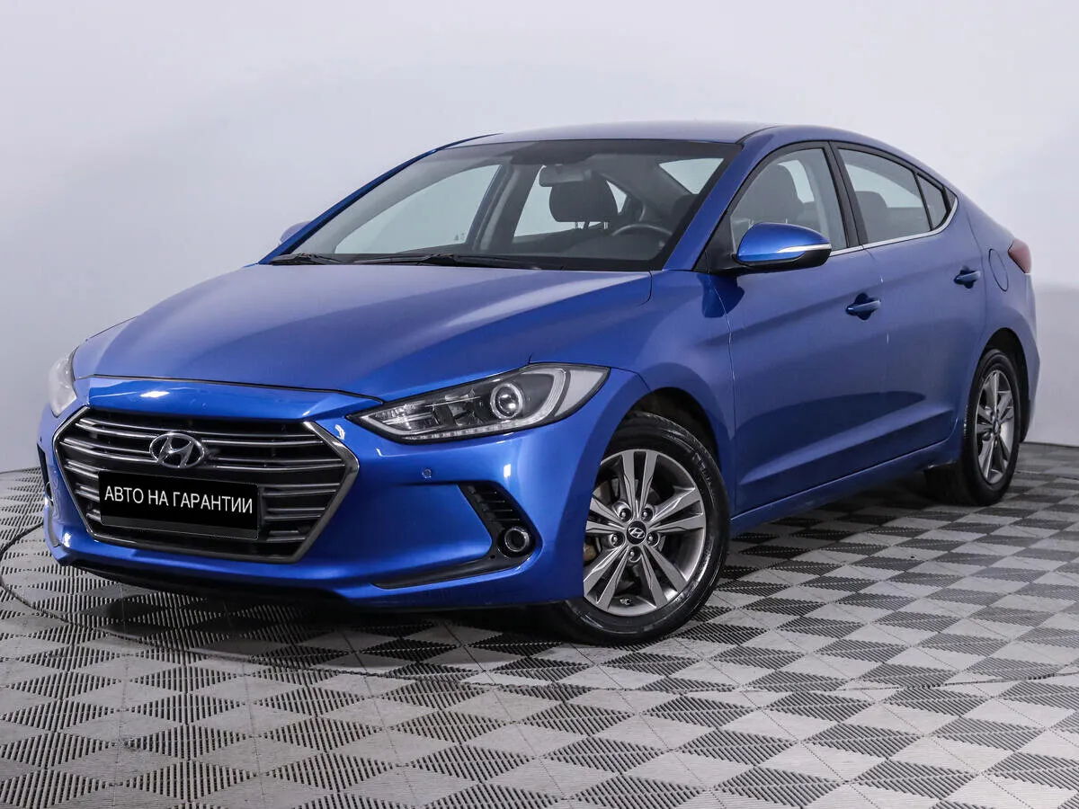 Hyundai Elantra VI (AD) · Active